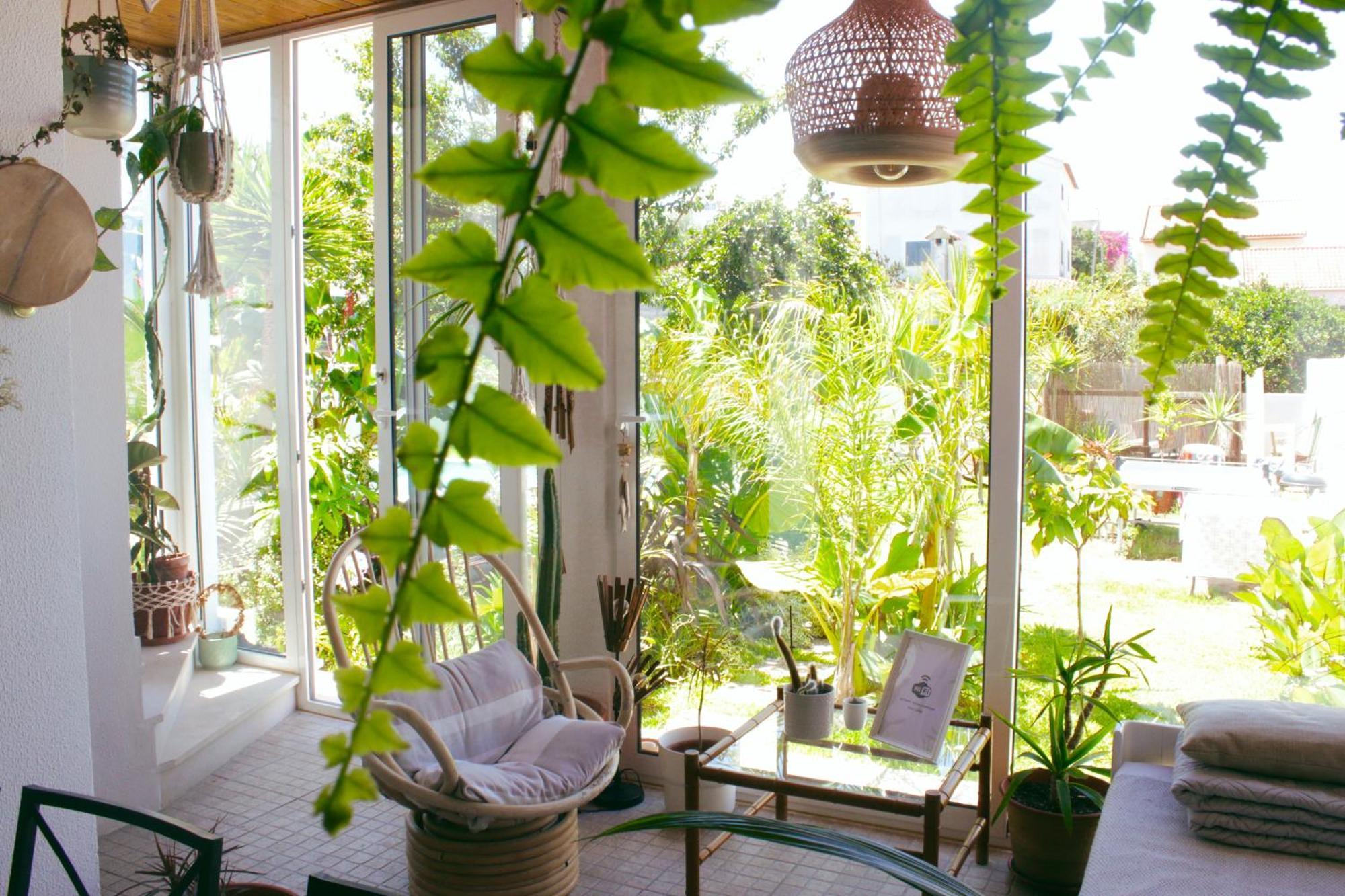 Vila Vale Guest House - Surf & Yoga Charneca  Exteriör bild